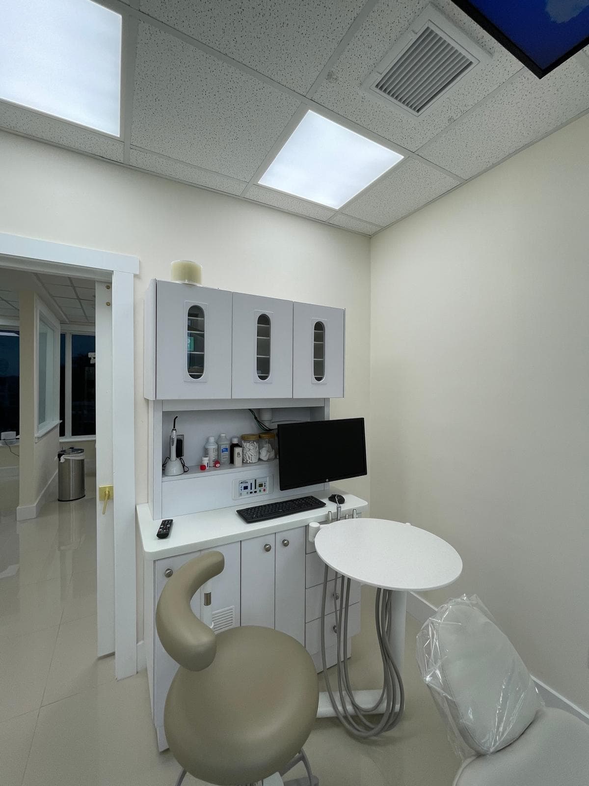 Premier Dental Center — Interior gallery 14